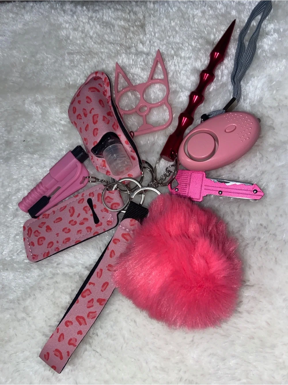 10pc Assorted Patterned Keychains. B31